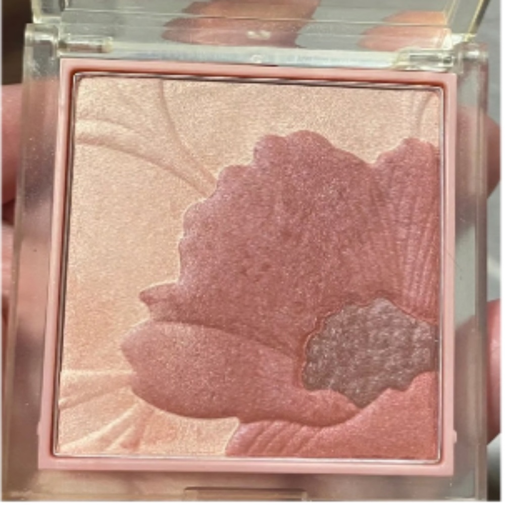 Clinique fresh bloom allover colour powder 01 peony